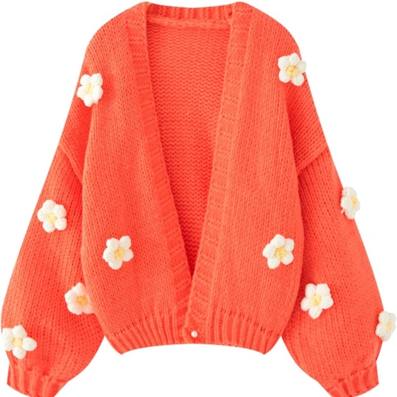 Pink flower patch cardigan - Picture 1 of 3